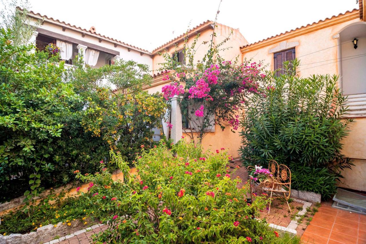 Residence Lu Soli Budoni Affitti エクステリア 写真